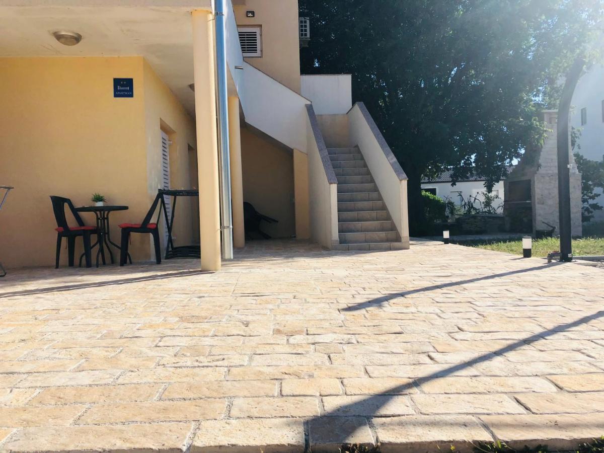 Apartmani Veronika Sukošan Dış mekan fotoğraf